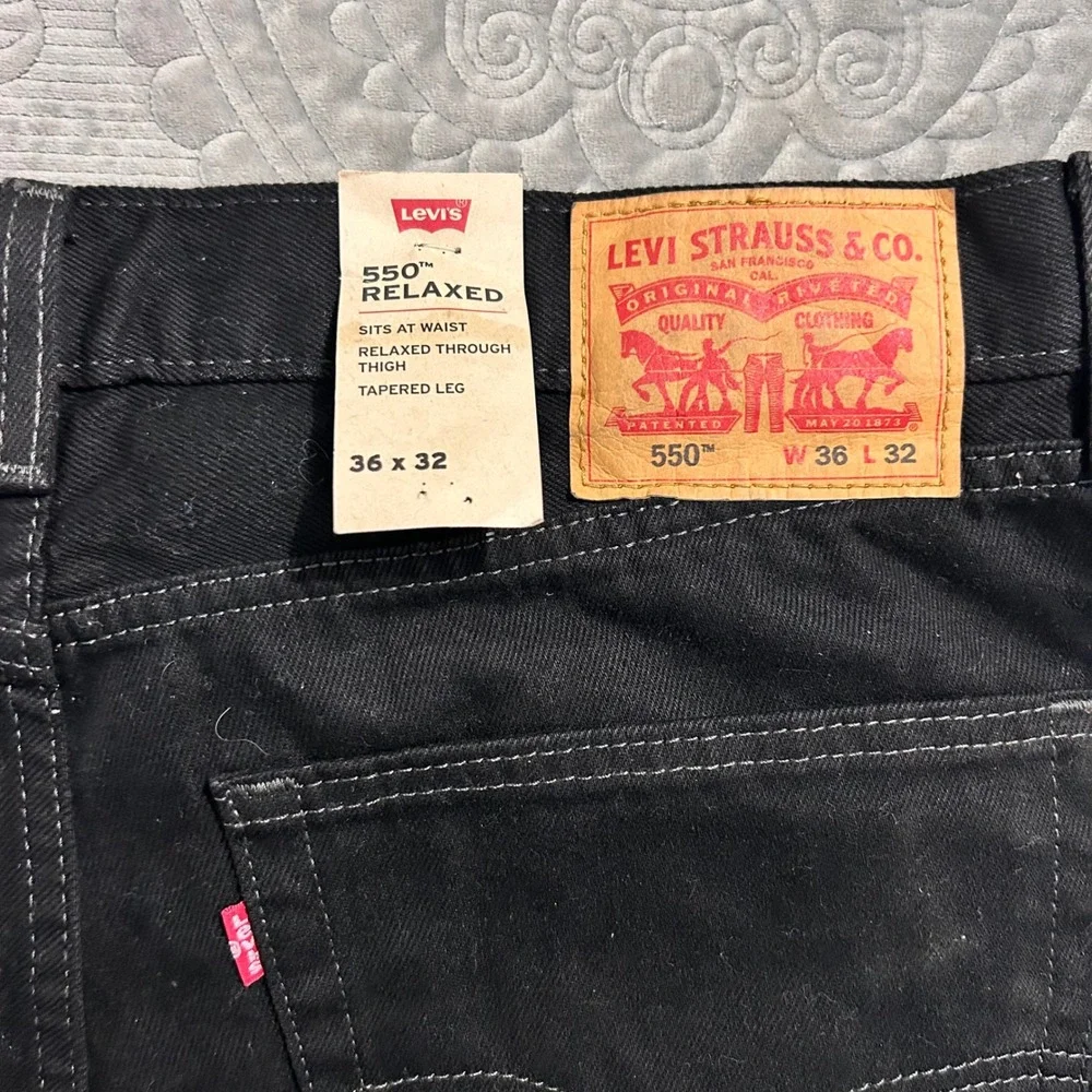 Levis 550 Relaxed Fit Tapered Leg Jeans Mens 36x32 Black Denim